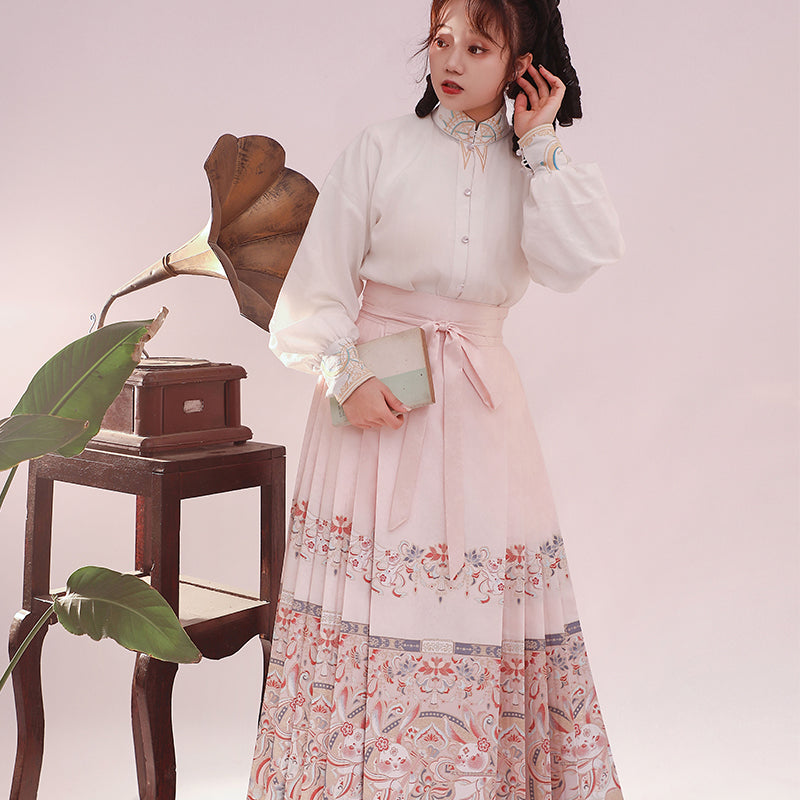Horse Face Skirt-乐伎兔