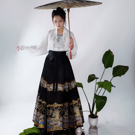 Horse Face Skirt-瑞龙见喜