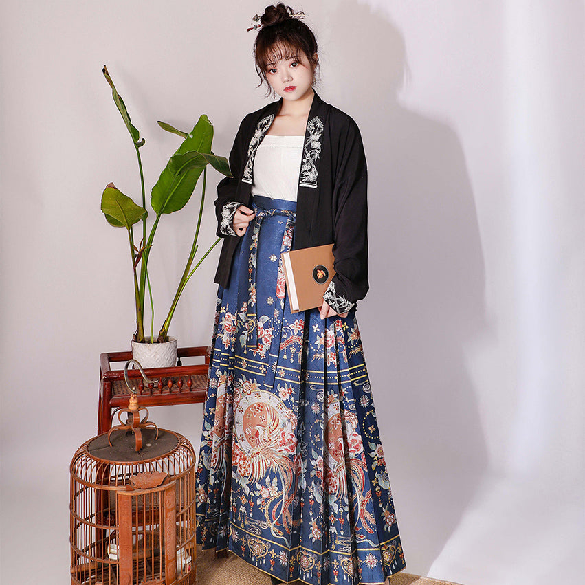 Horse Face Skirt-凤阳花鼓