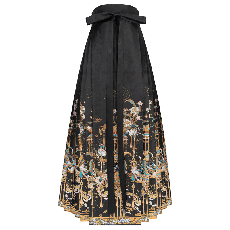 Horse Face Skirt 宫灯